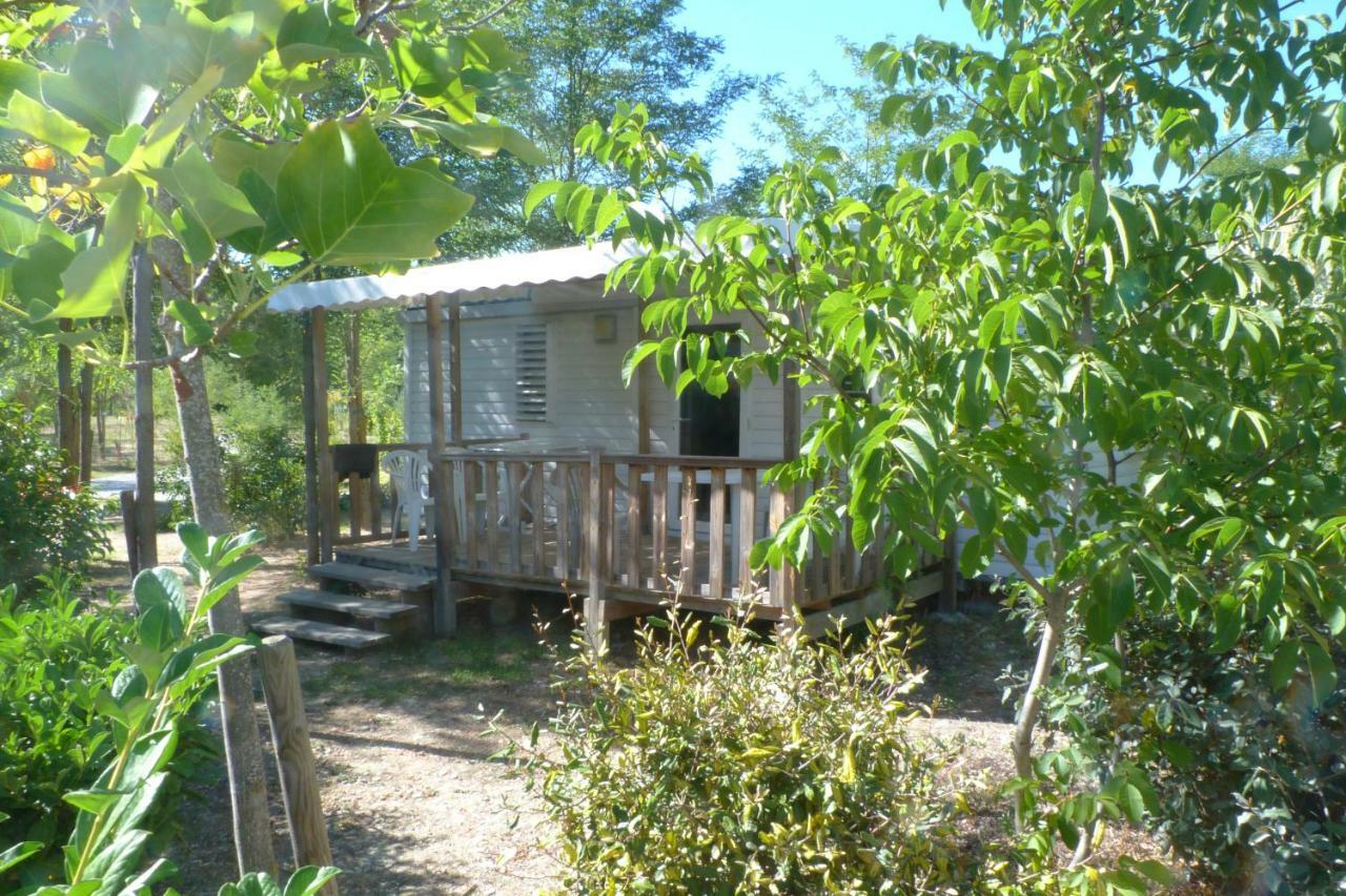 Hotel Camping L'Eau Vive Dauphin Exteriér fotografie